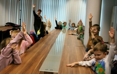 Przedszkolaki u burmistrza (8.01.2024) 11