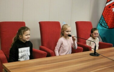 Przedszkolaki u burmistrza (8.01.2024) 12