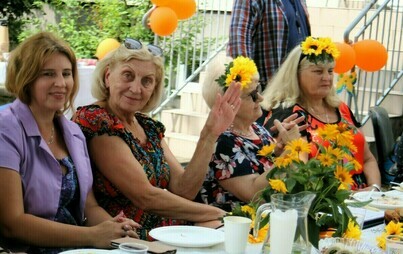 Zdjęcie do Letni piknik w klubie Senior+ w Sochaczewie