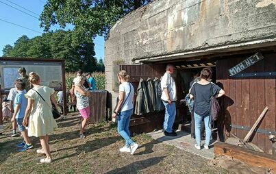 Zdjęcie do Rodzinnie o historii sochaczewskich bunkr&oacute;w