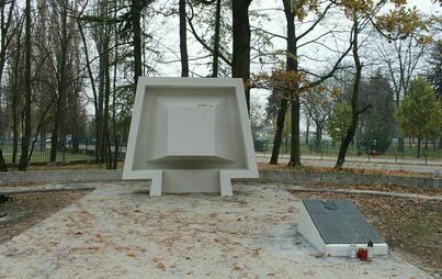 Zdjęcie do Odsłonięcie tablicy 9 grudnia o 12.00