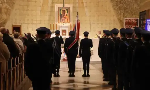 Zdjęcie do W intencji policjant&oacute;w i ich rodzin